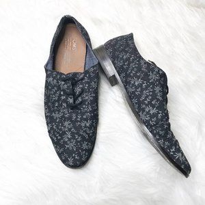 TOMS Oxford Black Floral Shoes